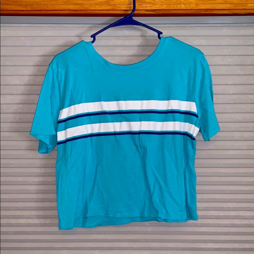 Cropped tee